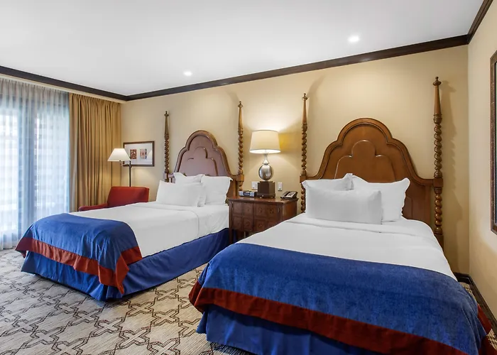 Omni Scottsdale & At Montelucia