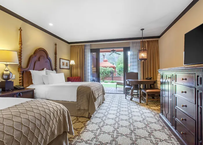Omni Scottsdale & At Montelucia