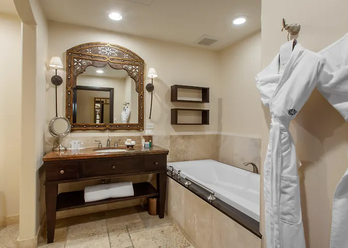 Omni Scottsdale & At Montelucia Hotel