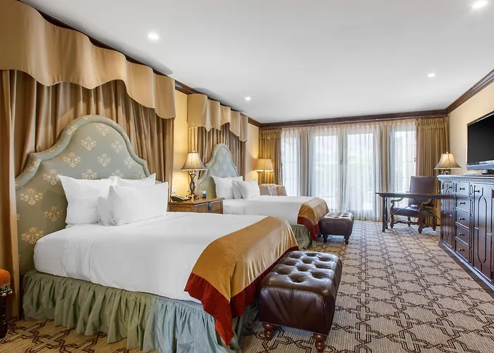 Omni Scottsdale & At Montelucia Hotel