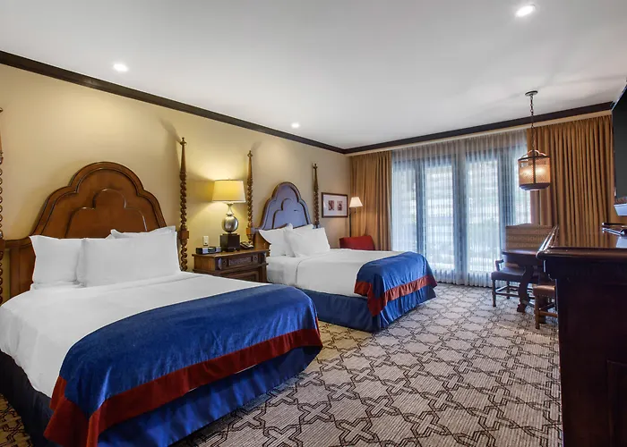 Omni Scottsdale & At Montelucia 4*