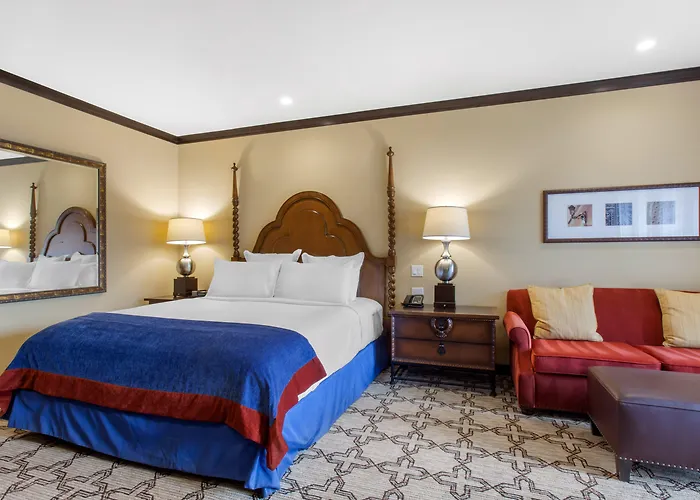 Omni Scottsdale & At Montelucia 4*